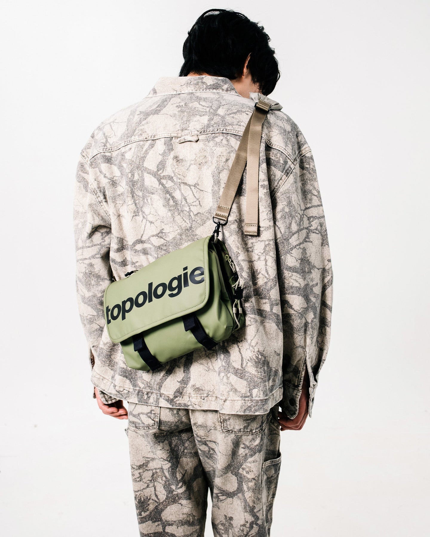 Puffer Strap