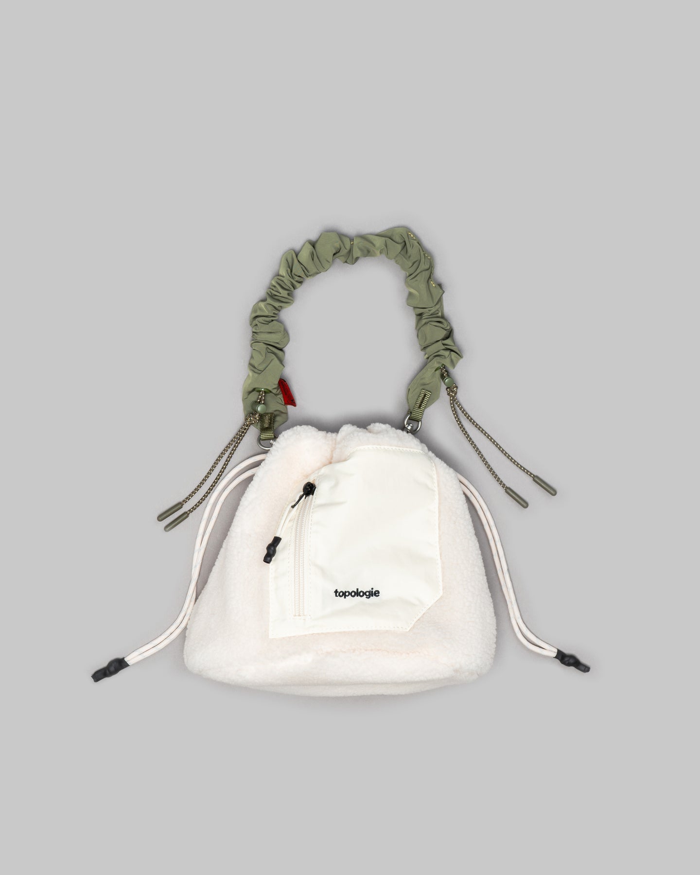 Reversible Bucket / Fleece / Off White / Bungee Wrist Strap Army Green