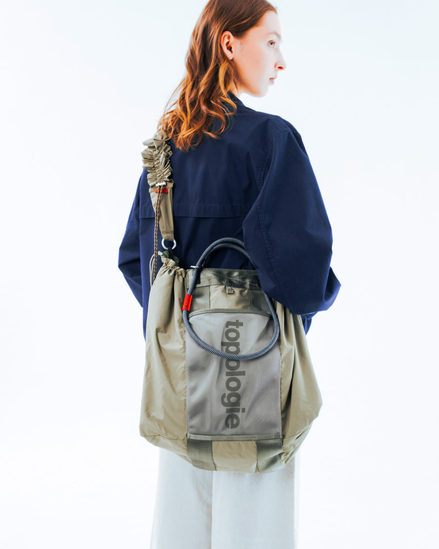 Summit Tote Large