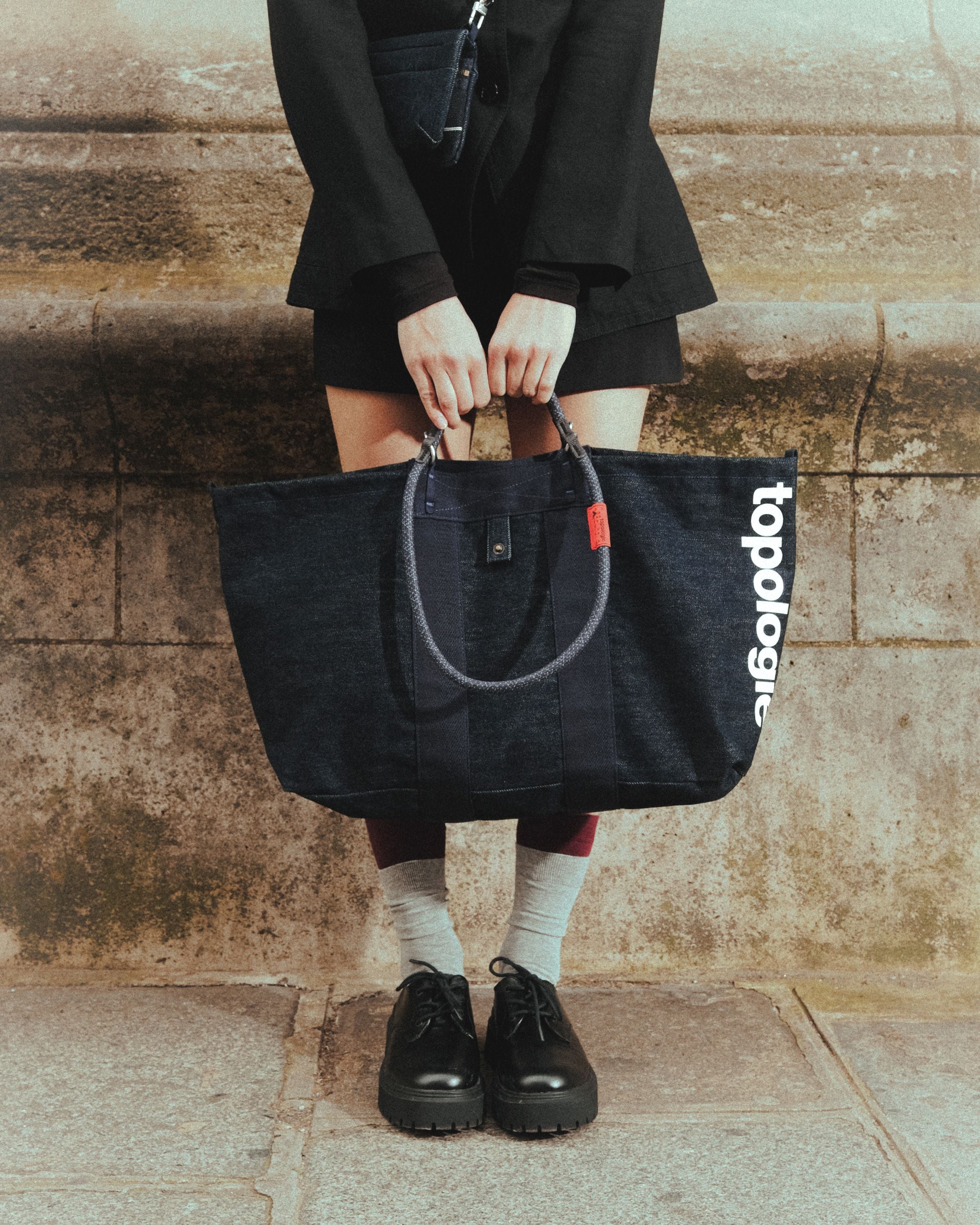 Summit Tote Wide Small