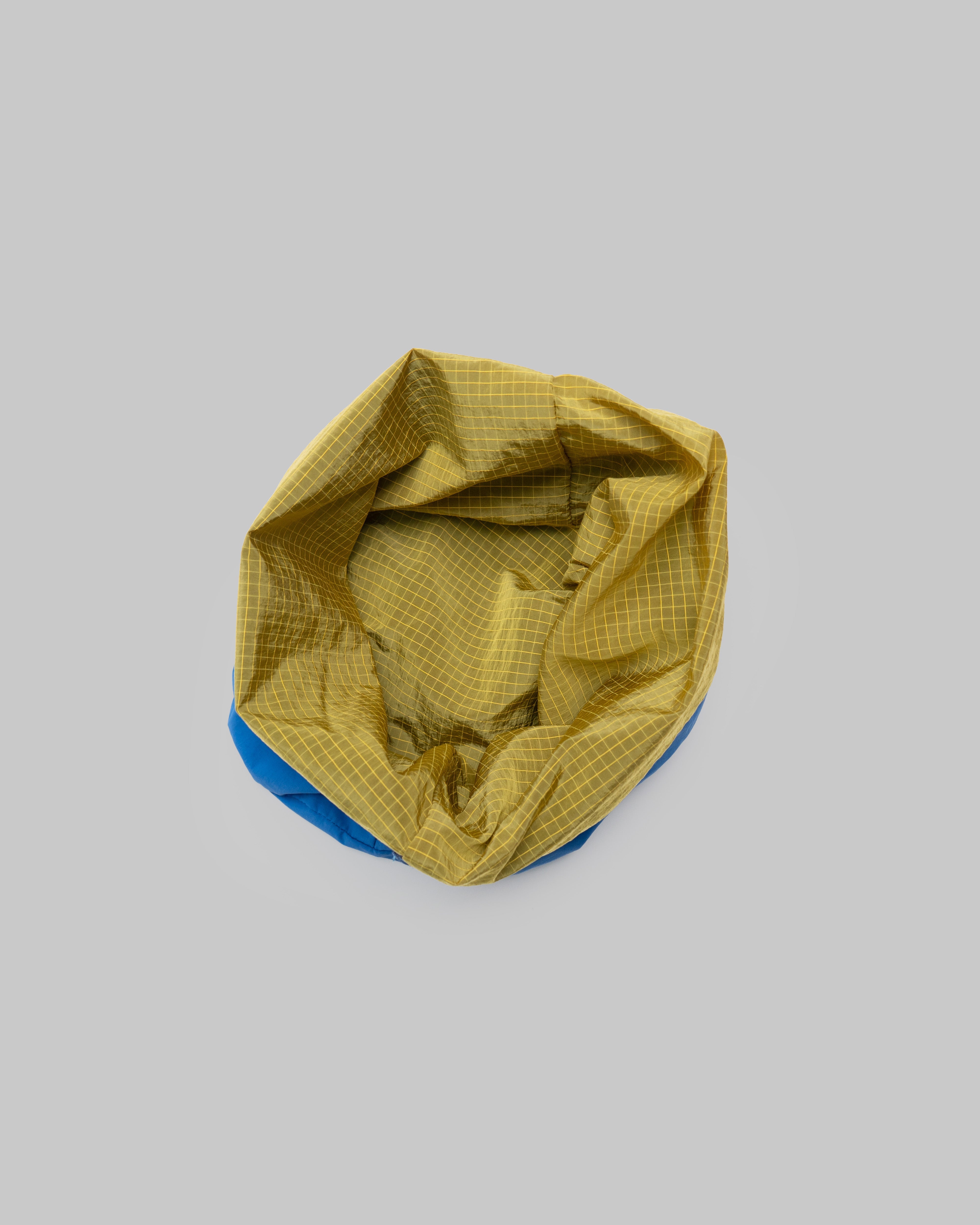 Reversible Bucket