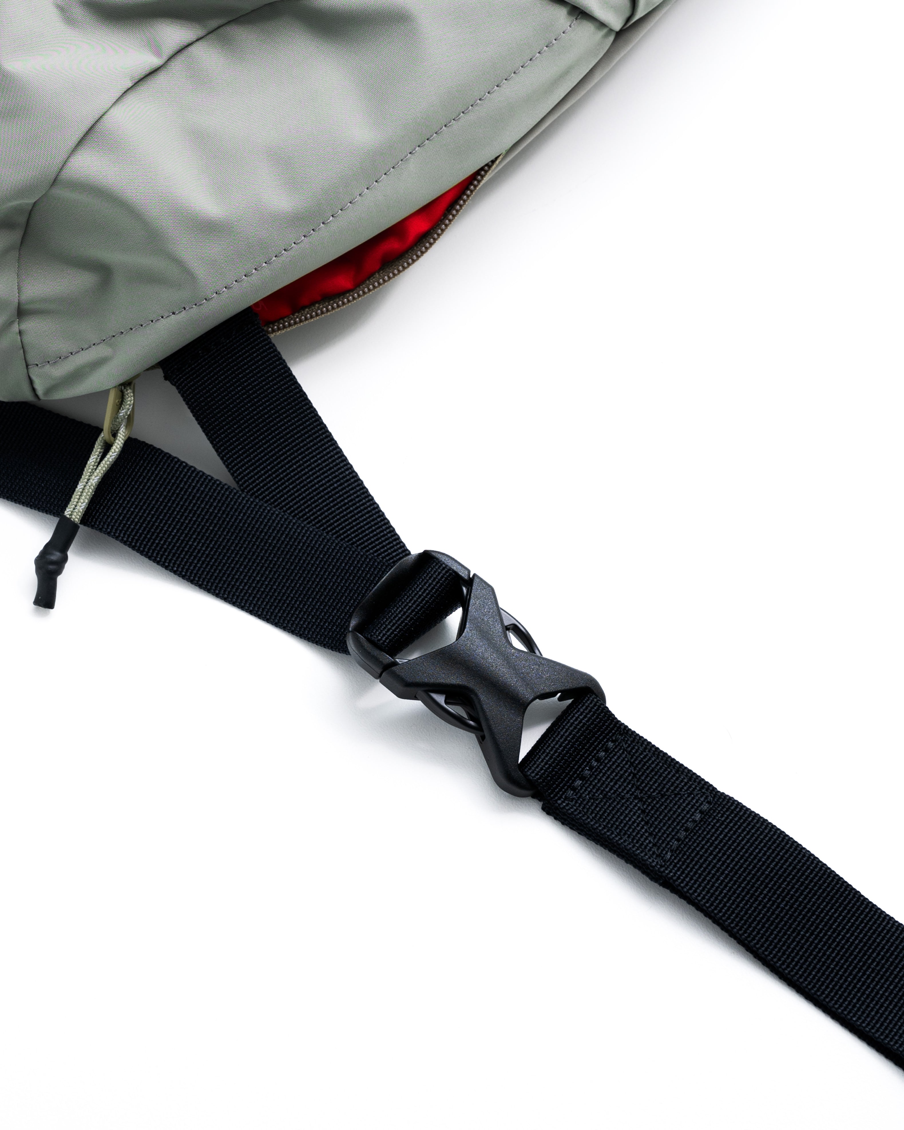 Sling Messenger Large