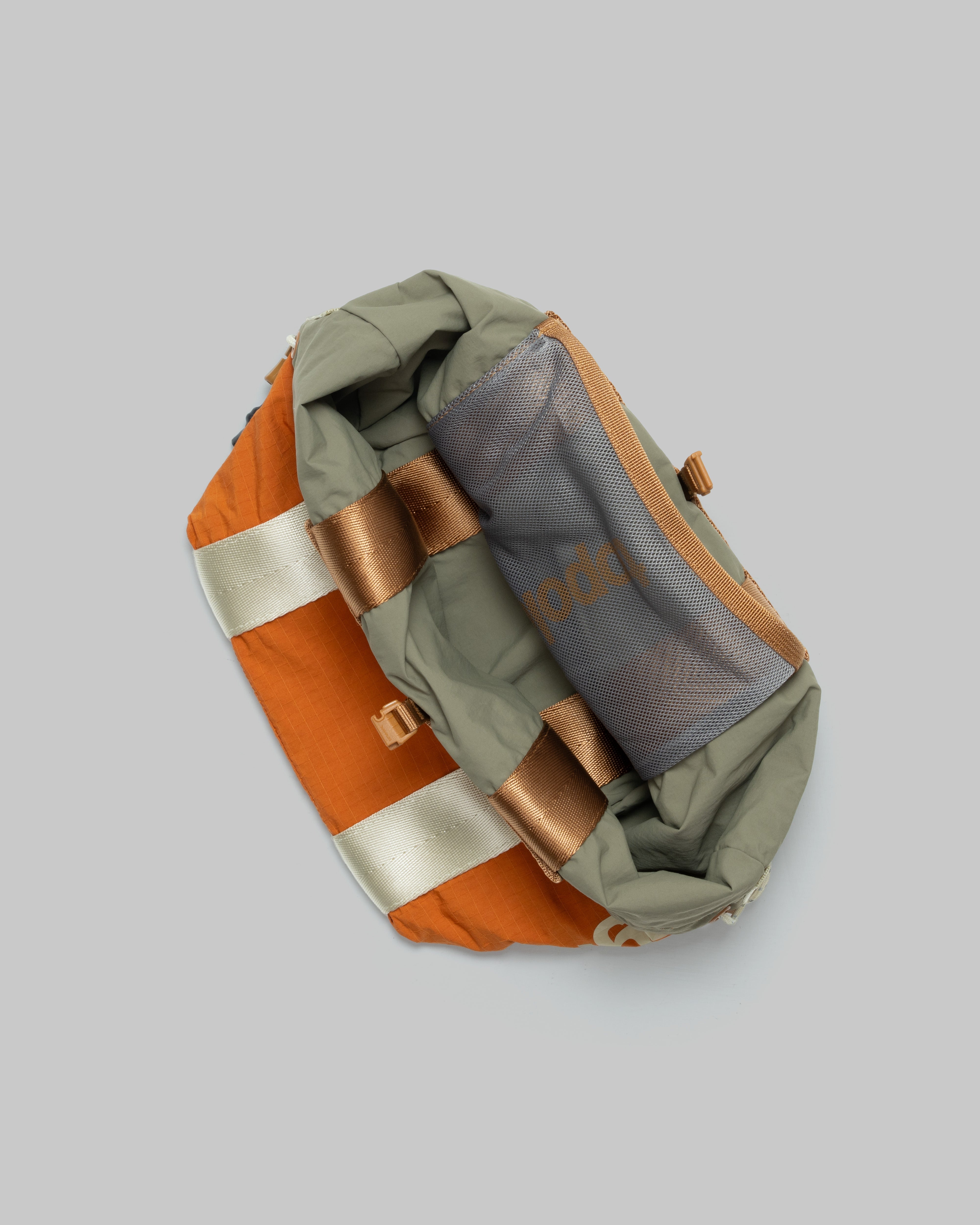 Summit Tote Small