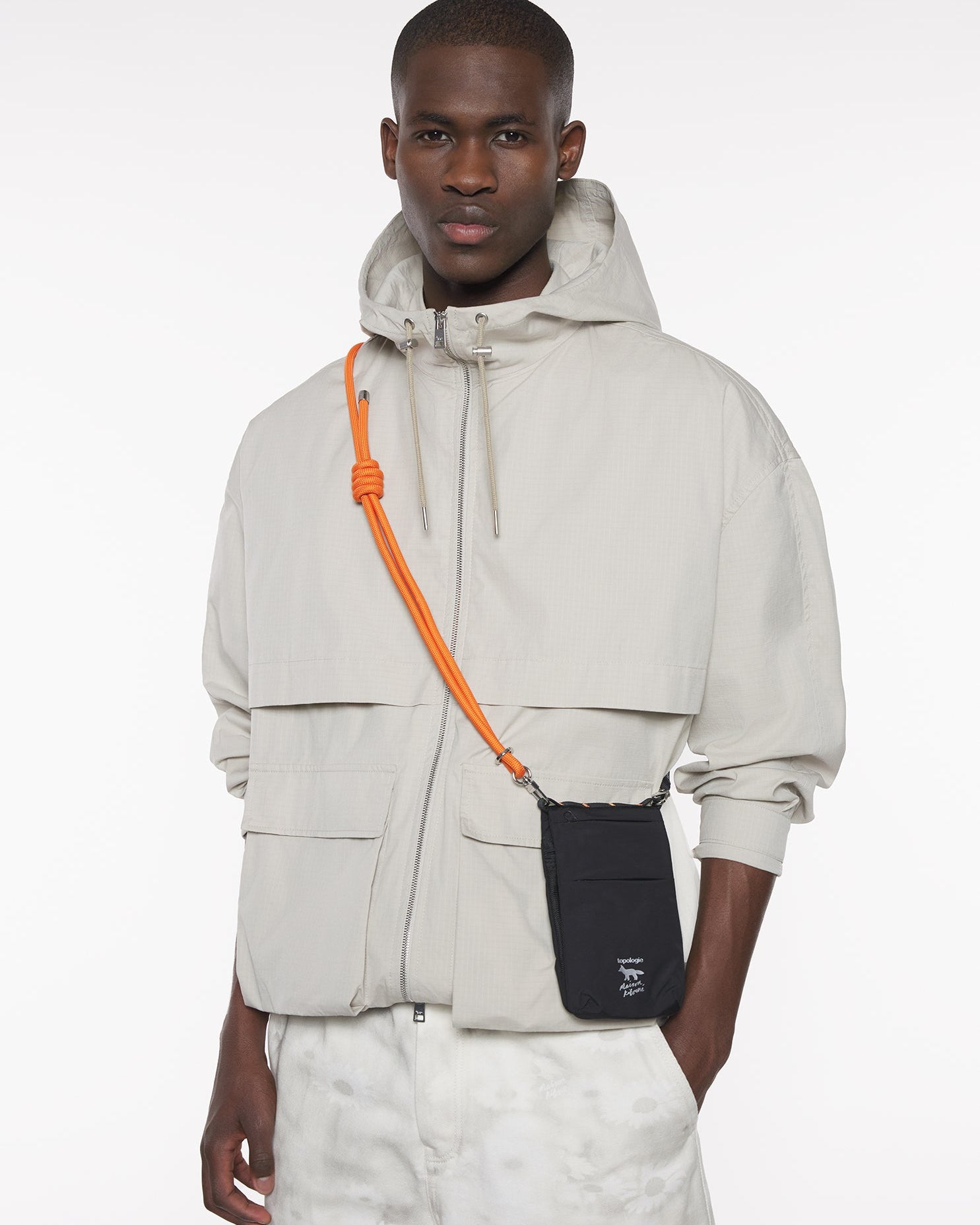 Maison Kitsuné x Topologie Phone Sacoche