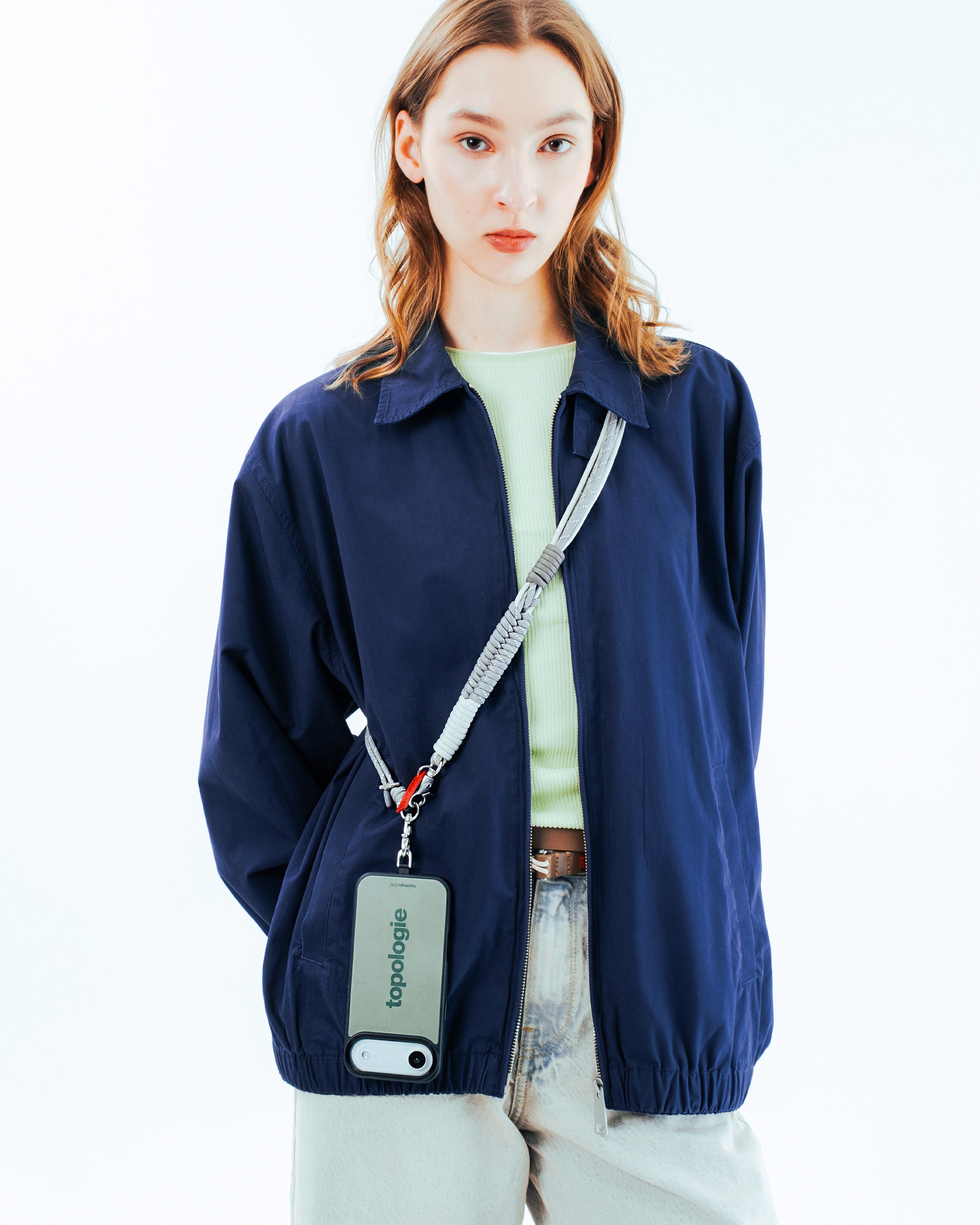 Siurana Phone Case / Black Mirror / iPhone 18 Pro