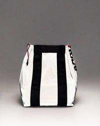 Summit Tote Medium