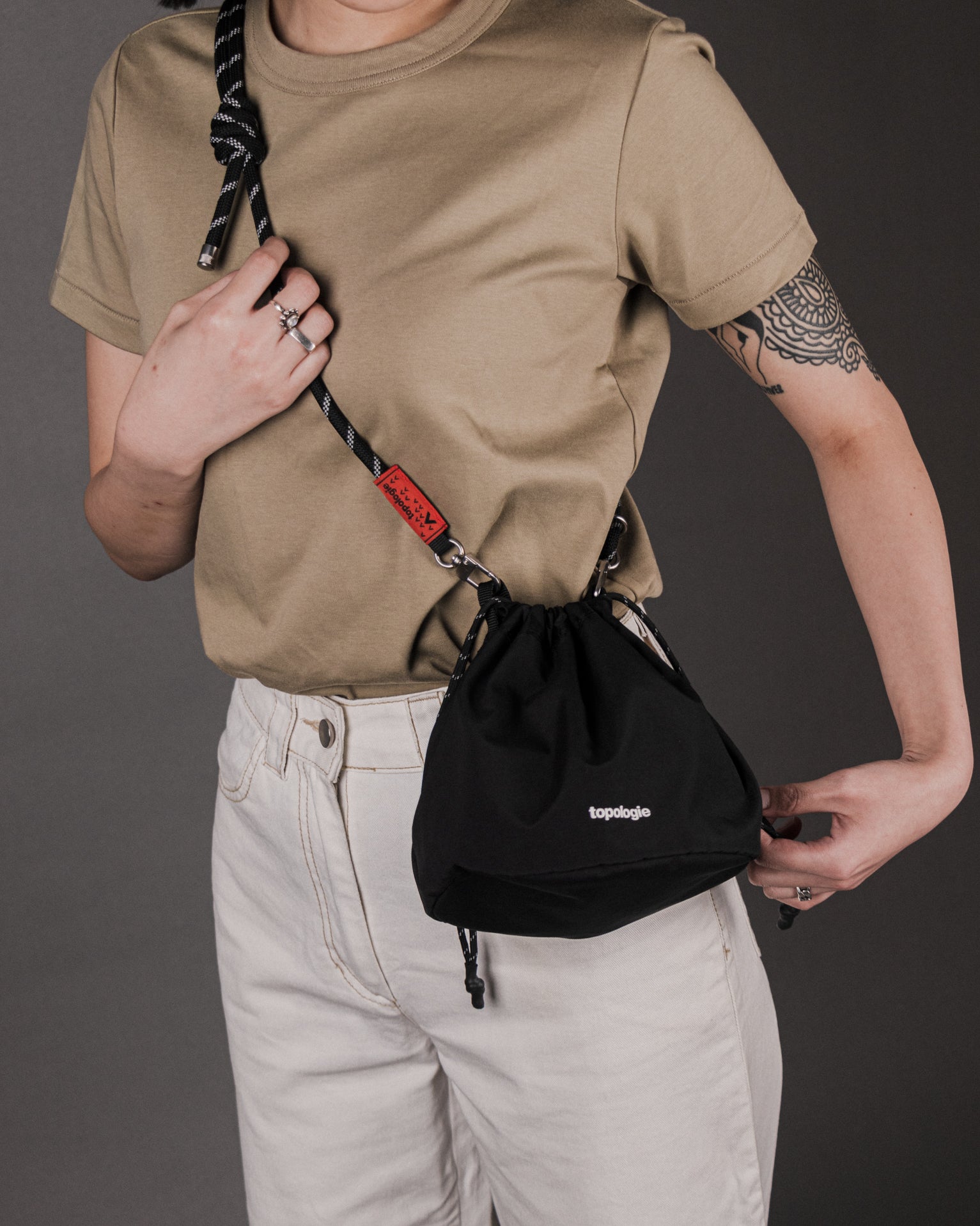 Reversible Bucket / Moss / 8.0mm Sage Lattice