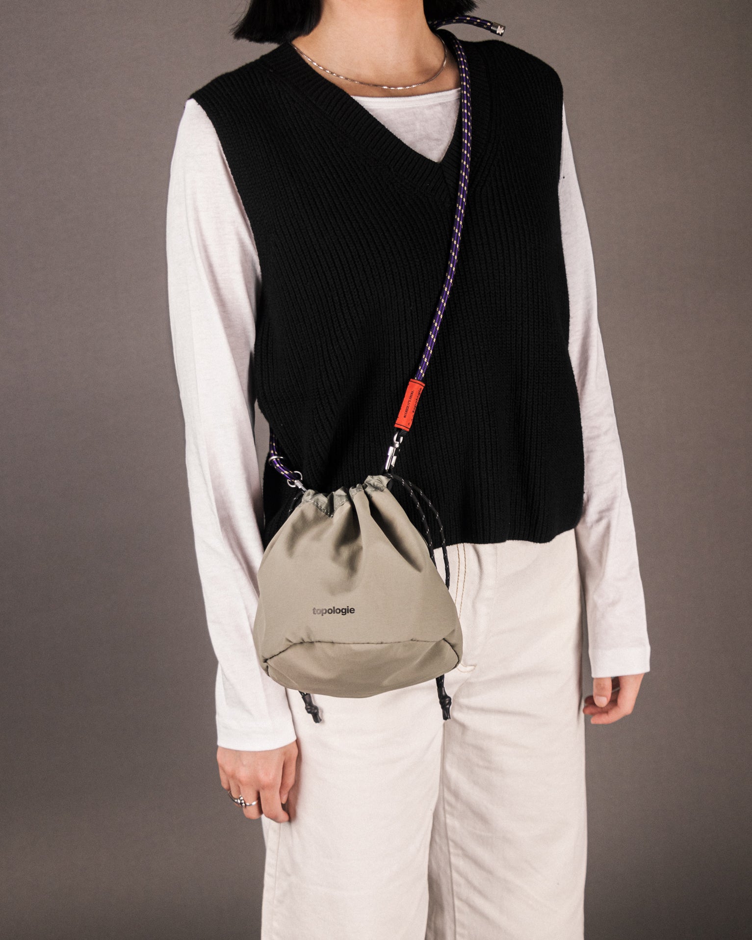 Reversible Bucket / Moss / 8.0mm Sage Lattice