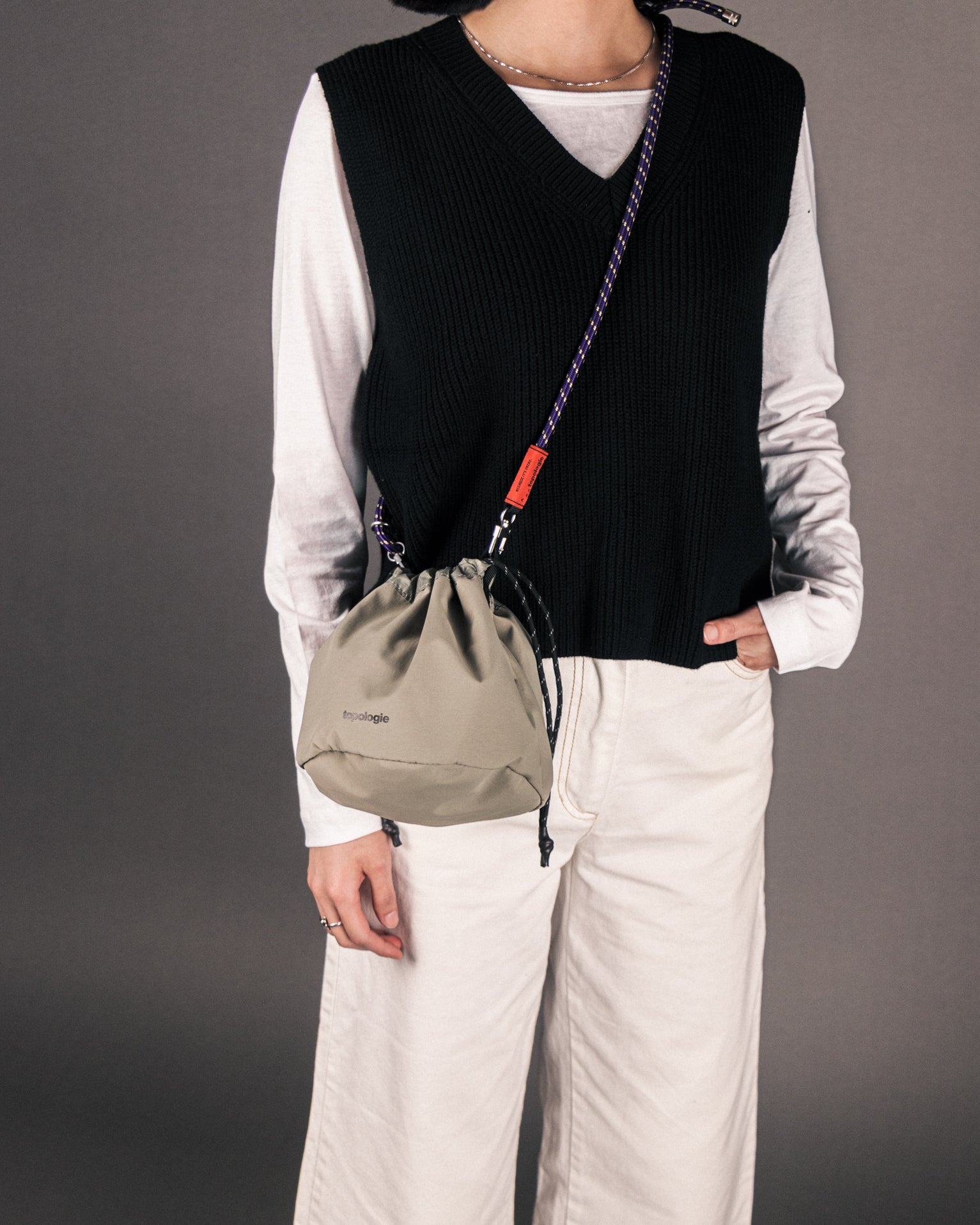 Reversible Bucket / Moss / 8.0mm Sage Lattice