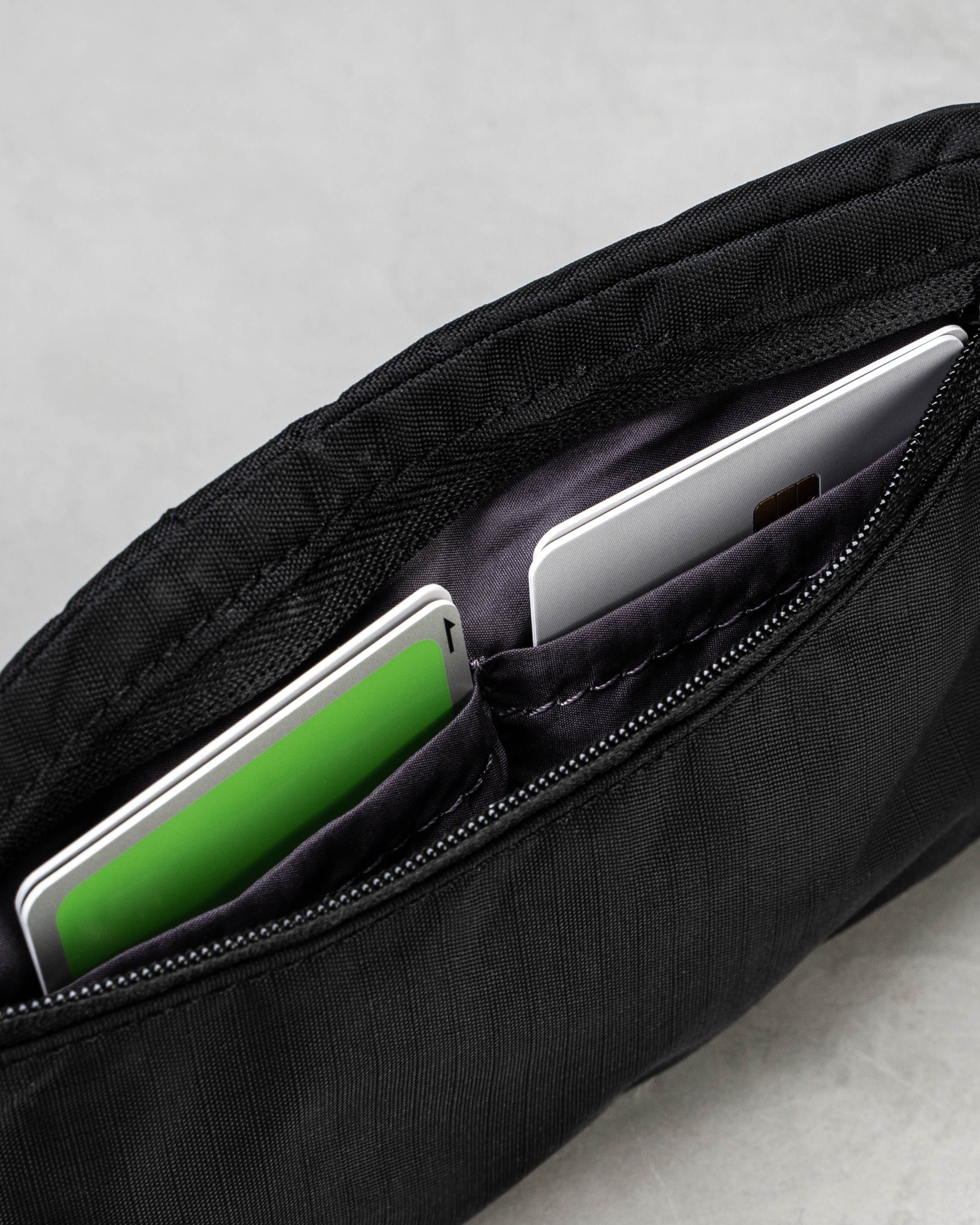 Phone Sacoche / Black / 8.0mm Black Lattice