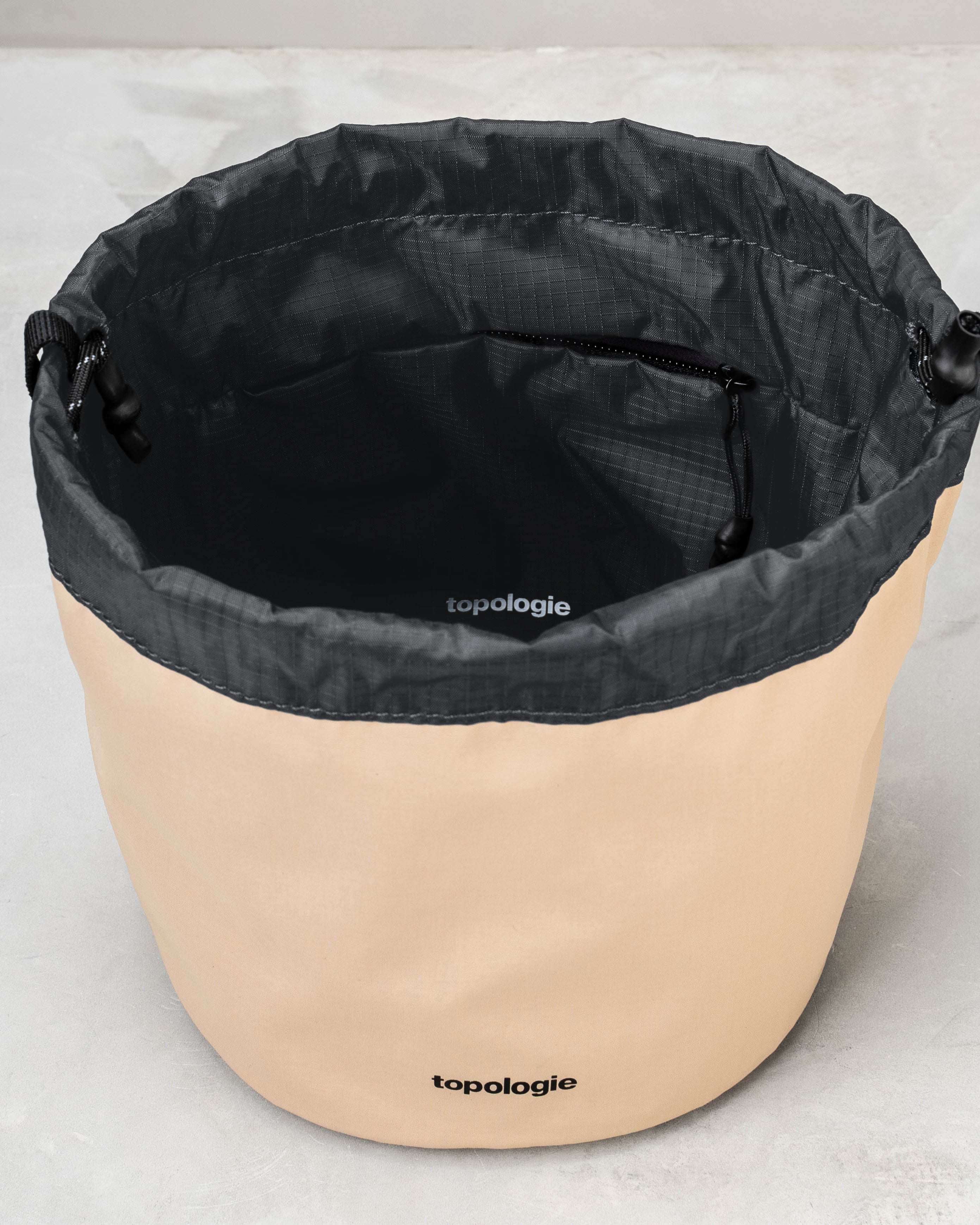 Reversible Bucket / Moss / 8.0mm Sage Lattice