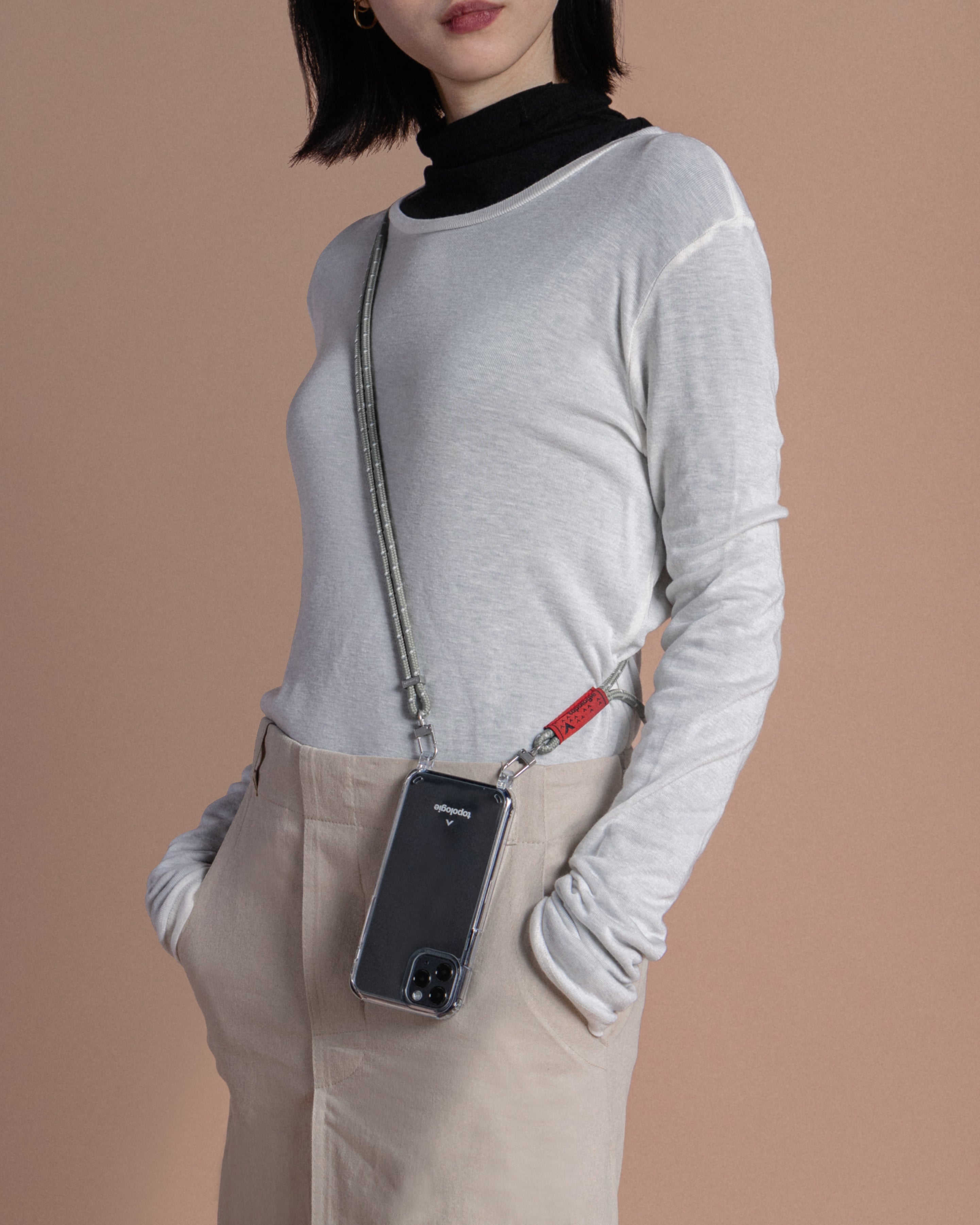 Verdon Phone Case / Dark Mirror / 6.0mm Sage Reflective